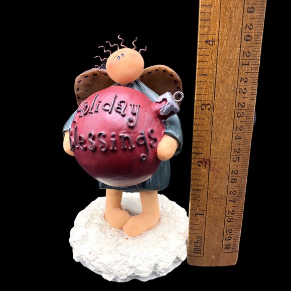 Honey And Me Lisa Liffick Holiday Blessings Angel Figurine Christmas Primitive - Picture 2 of 6